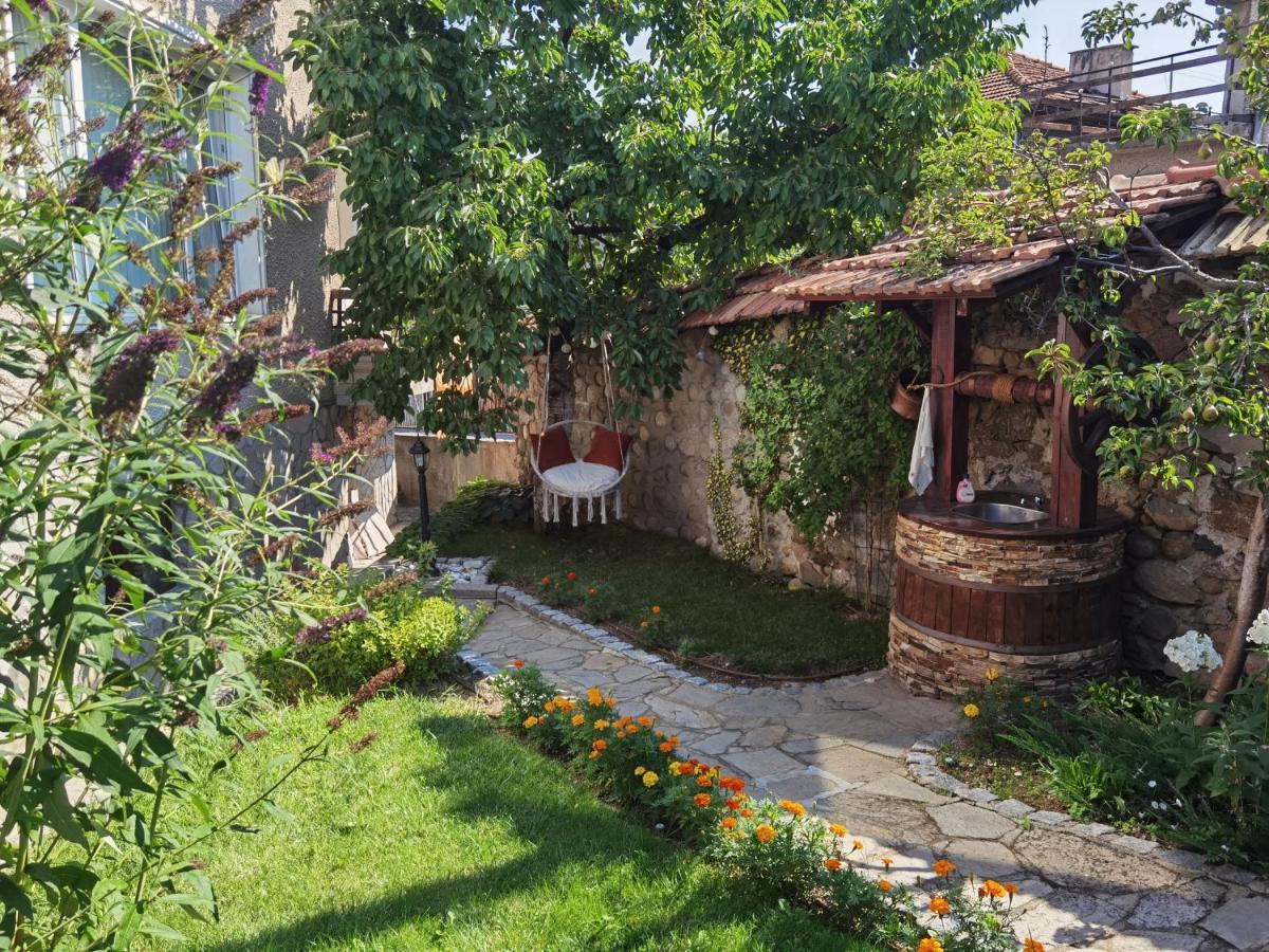Mira Guest House 도브리니쉬트 외부 사진