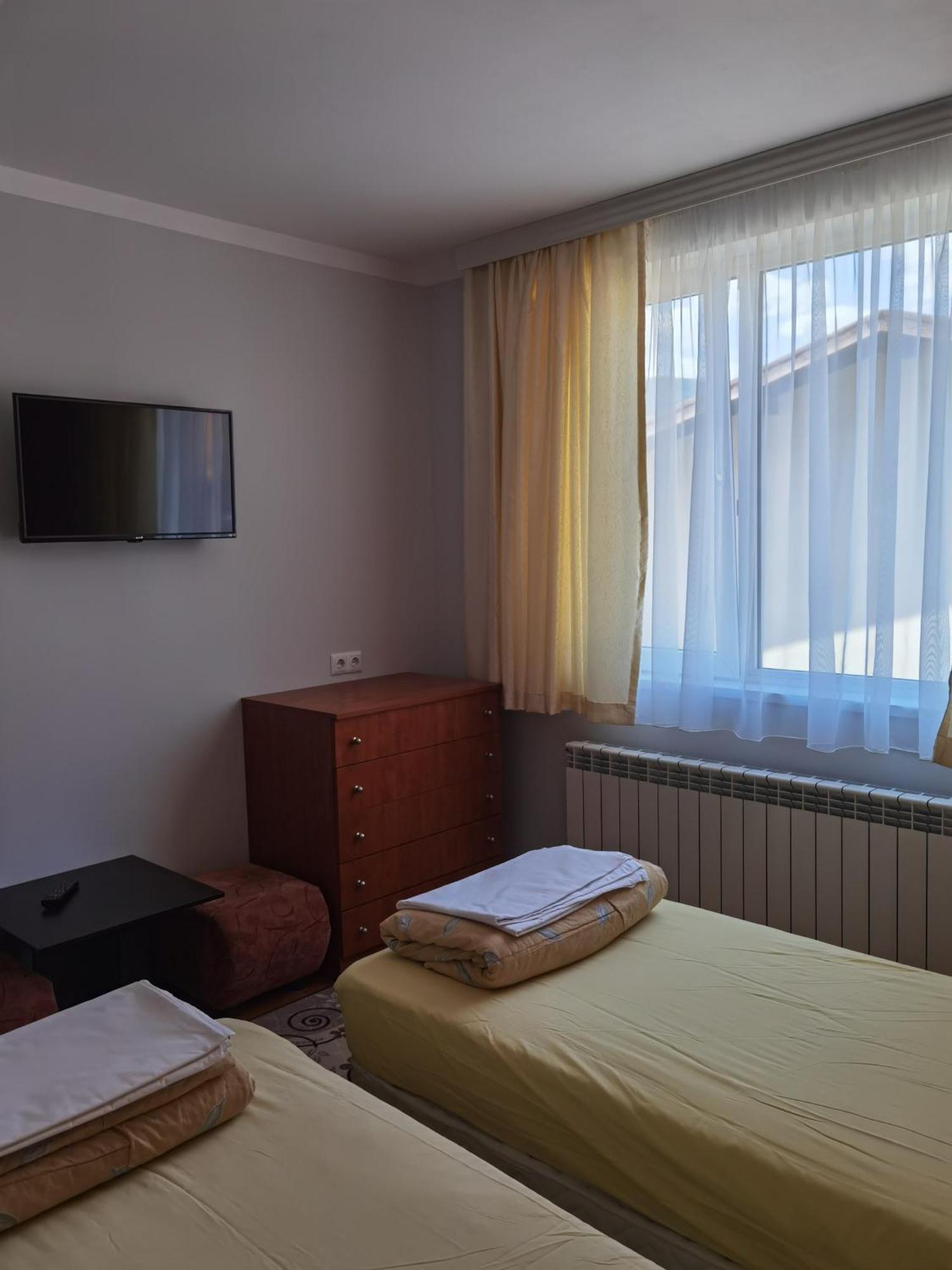 Mira Guest House 도브리니쉬트 객실 사진
