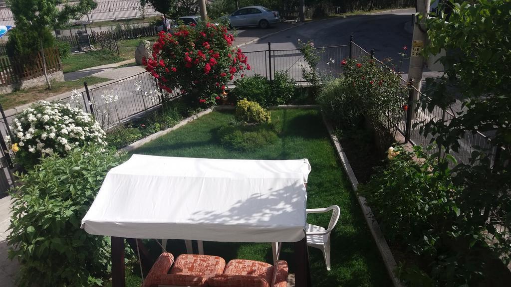 Mira Guest House 도브리니쉬트 외부 사진